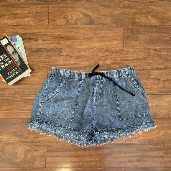 Goodie Box - Picture 7 of 11